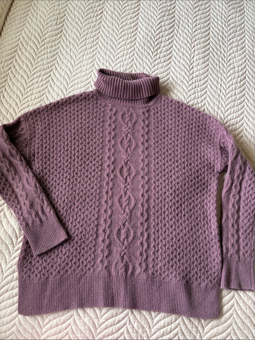 Nordstrom Signature 100% Cashmere Cable Knit Turtleneck Sweater Women’s Medium - Picture 2 of 9